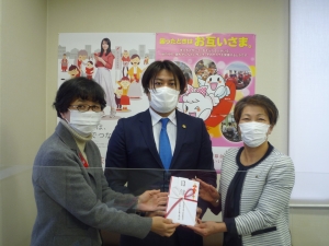 奈良県商工会青年部連合会 様、女性部連合会 様から、ご寄付いただきました。